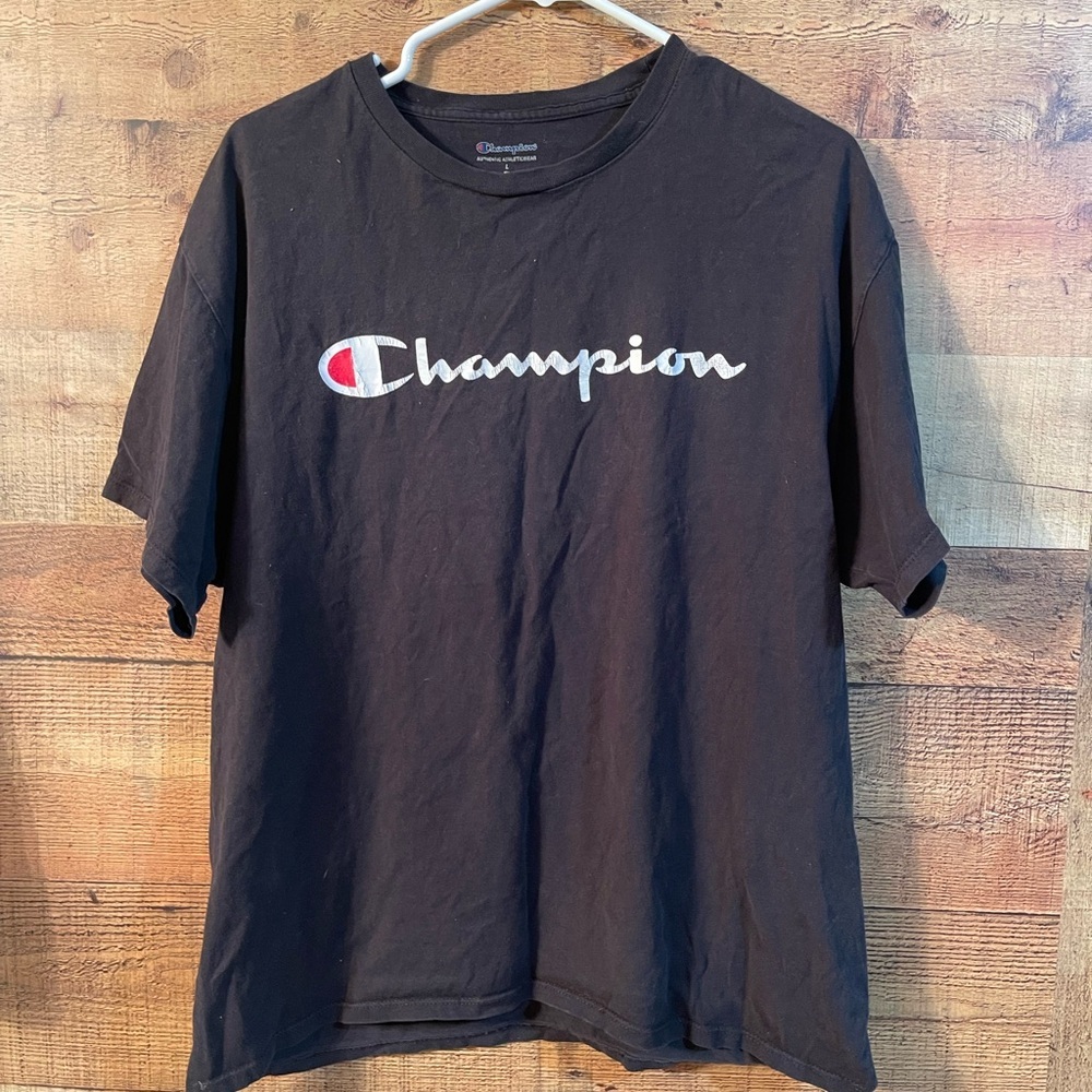 Champion t-shirt